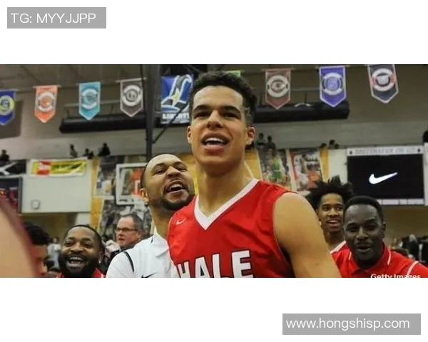 球星退役后转行主播，人气不减反增