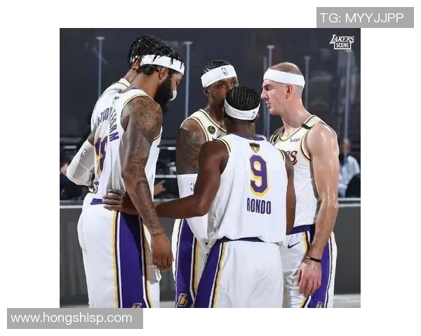 季后赛近五场比赛数据分析与球员表现全面回顾